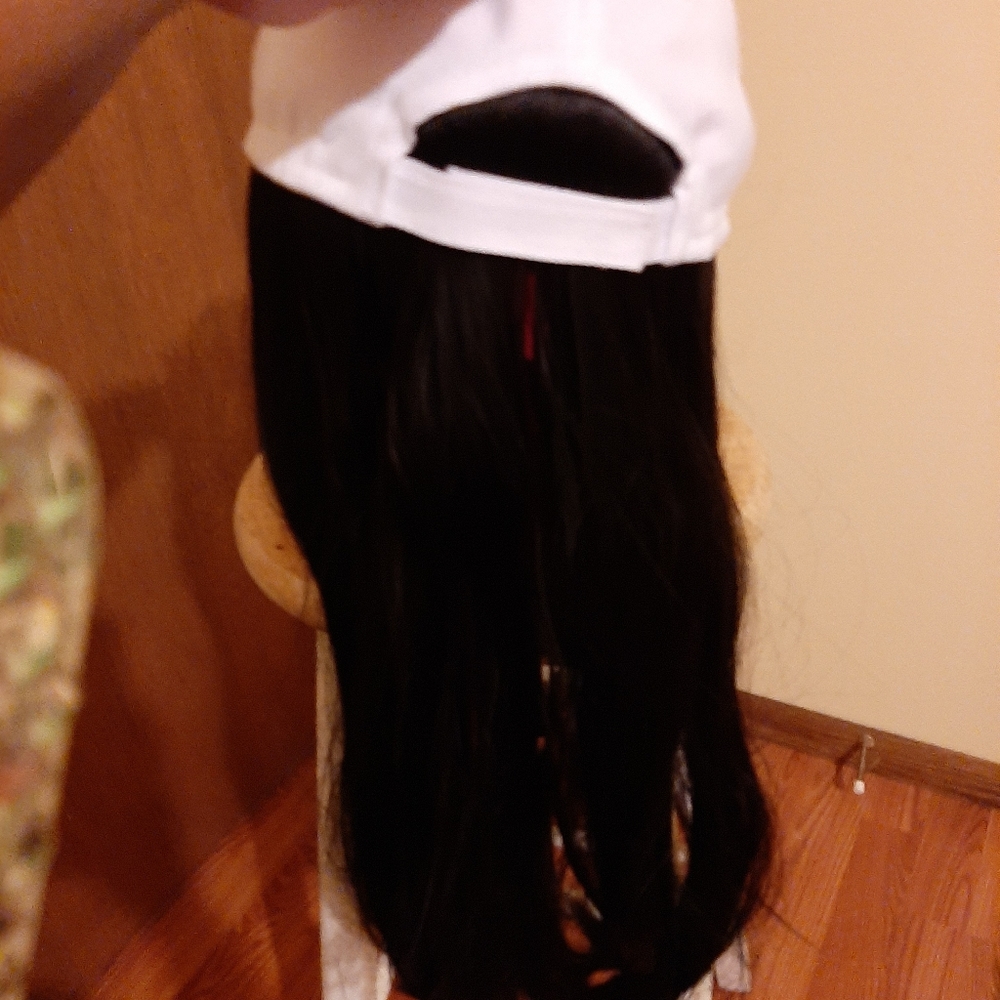 Wig Hat - Picture 4 of 7